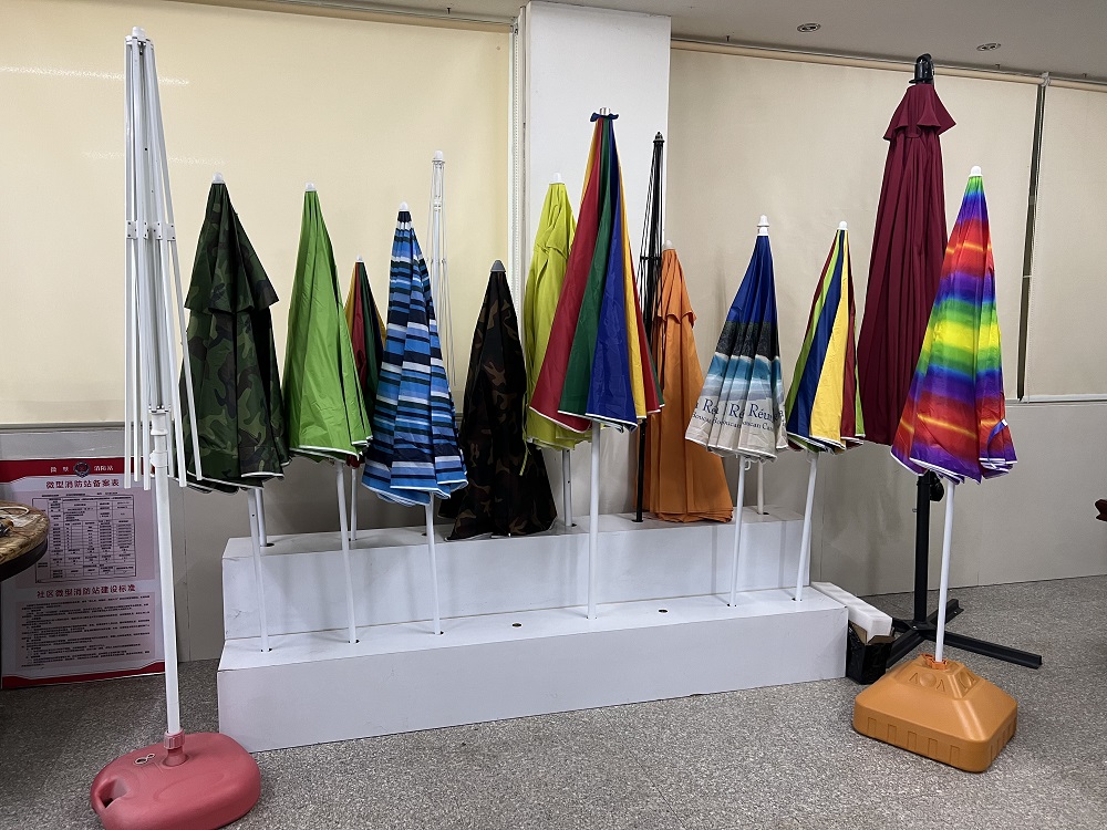 Affordable Beach UmbrellasMega Umbrella